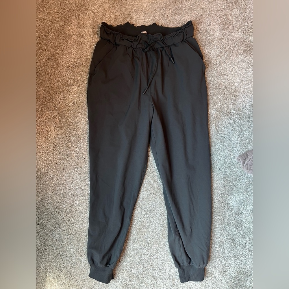 Lululemon Stretch High-Rise Jogger